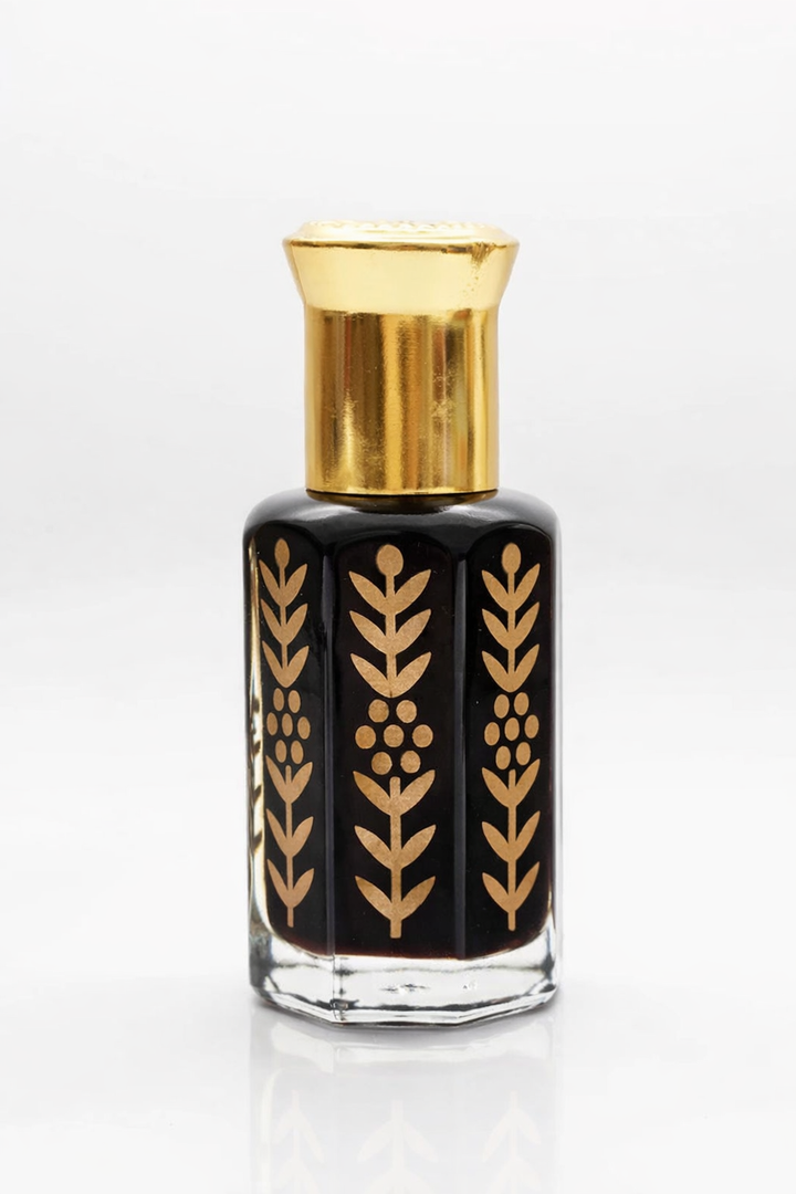 Ruqyah-recited Black Musk Attar for Islamic healing, sihr removal, evil eye and jinn possession. Pure Tibb an-Nabawi attar infused with Qur’anic Ruqyah Ayat for powerful protection.